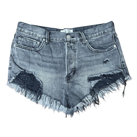 We The Free Pants - We The Free Faded Black Distressed Jean Shorts Size 27